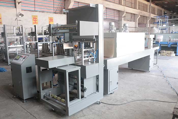 PE-film-warp-packing-machine