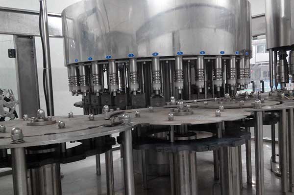 soft-drink-filling-machine